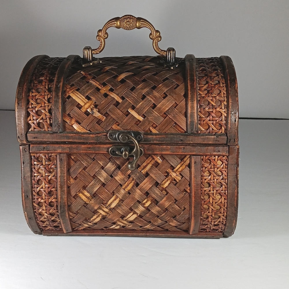 Hand Made Bamboo and Wicker Purse or Treasure Box